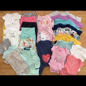 Lot of baby girl clothes 0-3 months